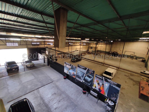 Galpón En Alquiler Comercial Industrial Almacén Bodega Excelente Zona Fácil Acceso Cuenta Con Amplias Bodegas Para Almacenamiento Nela 23-32296