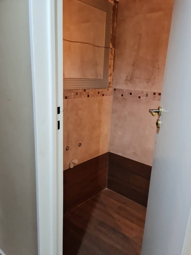 Departamento C/cochera 1 Piso Al Frente 3 Ambientes Almagro