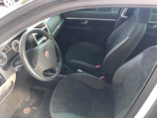 Imagem 7 de 10 de Fiat Siena 2009 1.8 Hlx Flex 4p