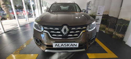 Auto Y Camionetas Renault Alaskan Toyota Hilux Amarok Jeep E