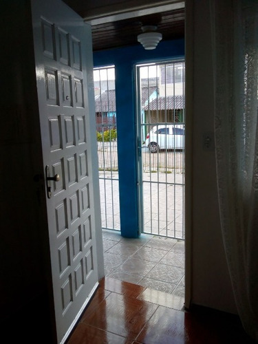 Casa Em Restinga Com 3 Dormitórios - Mi17214