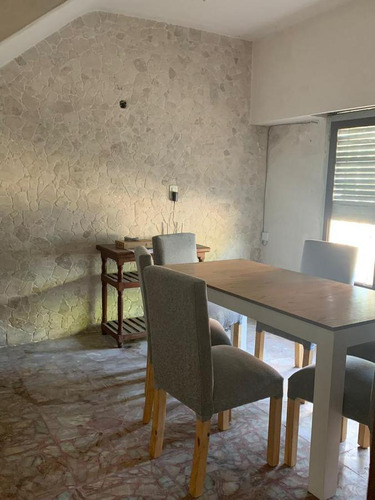 Ph En Venta - 3 Dormitorios 1 Baño - 148mts2 - Berisso