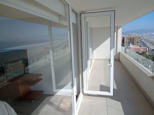 Departamento En Venta De 3 Dorm. En La Serena