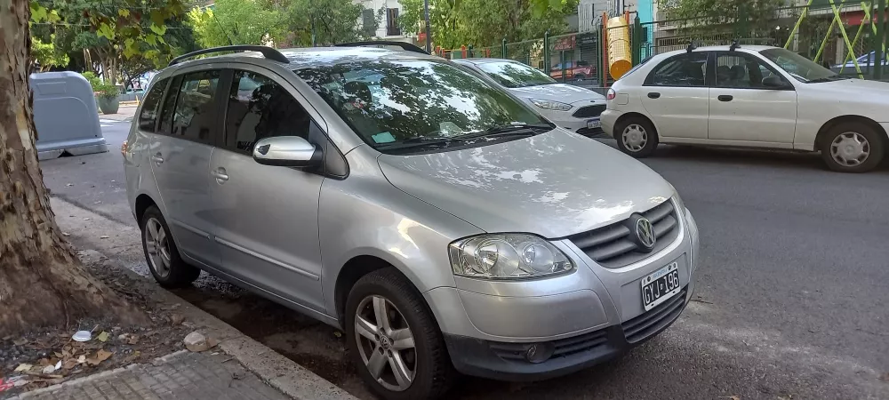 Volkswagen Suran 1.6 I Highline Cuero 80e