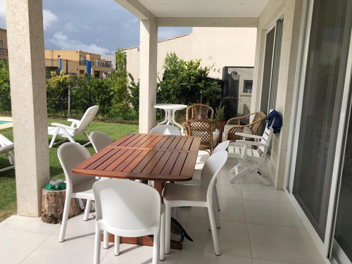 Casa En Venta, En Tipas Nordelta. Lote Interno
