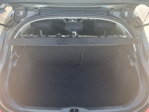 Imagen 13 de 17 de Peugeot 308 2014 1.6 Allure Nav 115cv