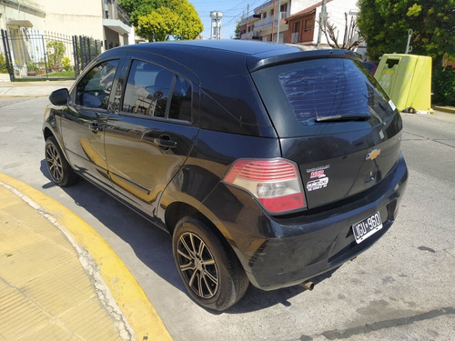 Imagen 14 de 19 de Toyota Etios Gnc