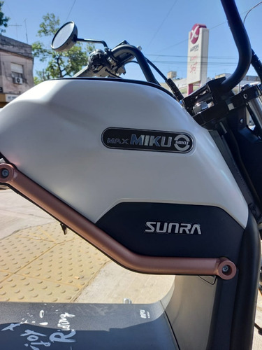 Imagen 4 de 25 de Scooter Electrico Miku Sunra Litio Moto No Super Socco