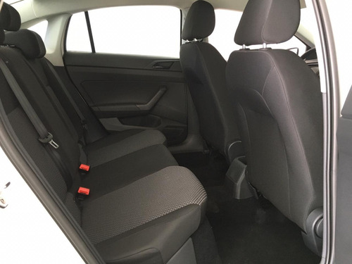 Imagem 4 de 8 de Volkswagen Virtus 1.6 Msi 16v (flex)