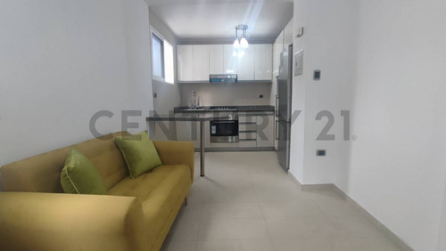 Apartamento Remodelado En Colinas De Bello Monte