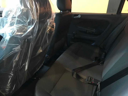 Volkswagen Voyage 1.6 Trenline 101cv 2019 0km!!!! Argemotors