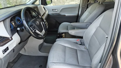 Toyota Sienna 3.5 Xle Piel At
