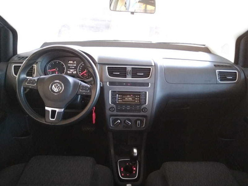 Imagem 2 de 10 de Volkswagen Fox 1.6 I-motion Total Flex