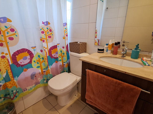 Casa Aislada 3 Pisos En Condominio. 3d+3b Cod. 41095