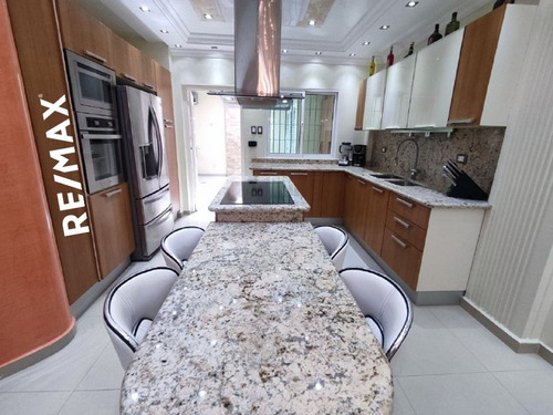 Imagen 5 de 18 de Re/max 2mil Vende Townhouse En Conj. Resd. Majestic Village