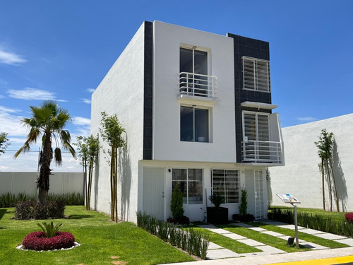 Casas Nuevas En Tecamac, Ojo De Agua, 4 Recamaras Y Alberca Y Casa Club En Zona De Amenidades