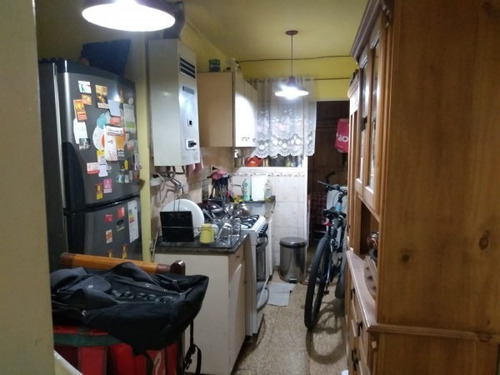Imagen 4 de 6 de Apto Credito! Depto Pb De 2 Dormitorios!