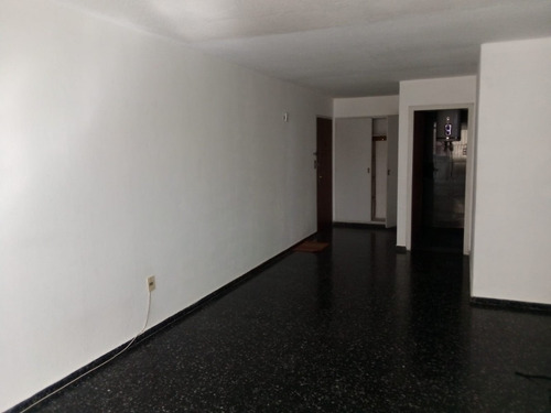 Imagen 4 de 14 de Dueño Vende 3 Dor Vista Al Mar Lindo, Calido 093310508