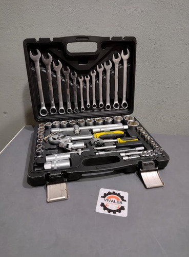 Imagen 2 de 10 de Juego Llaves Tubos 1/4'' Y 1/2'' Barovo 60 Pzs Set Maletin