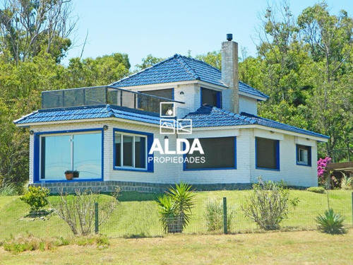 Casa Bella Vista Piriápolis 3 Dorms Venta Ca300129