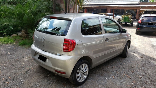 Volkswagen Fox 1.6 2014 3p Chanpagne Llantas Charliebrokers