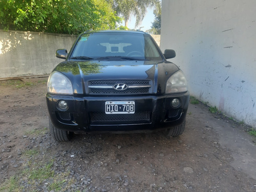 Imagen 3 de 6 de Hiunday Tucson 4x4 Crdi Caja Mecanica