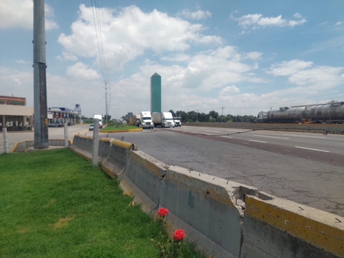 Terreno A Pie De Autopista Puebla-méxico