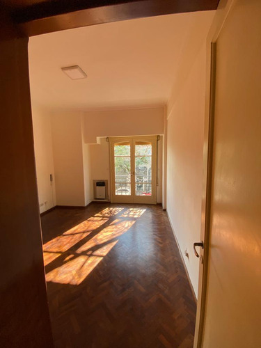 Casa Uso Profesional En Alquiler Lourdes