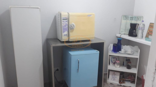 Cj. Comercial / Sala Localizado(a) No Bairro Boqueirão Em Santos / Santos - 6869