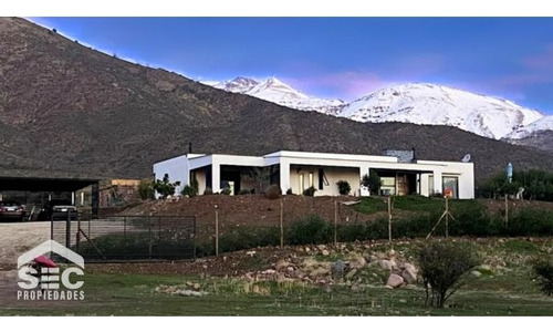 Vendo Parcela Con Gran Casa Y Piscina En Los Andes