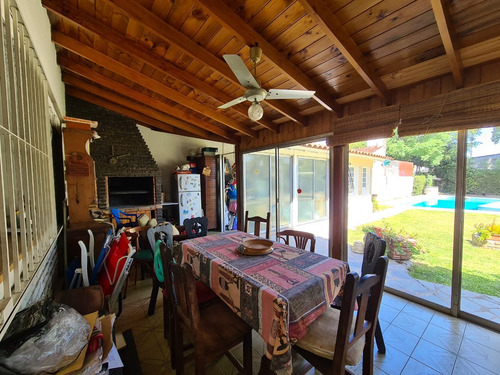 Excelente Chalet Zona Residencial Ituzaingó Norte