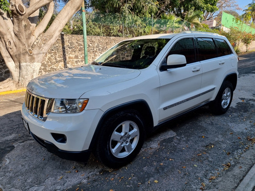 Jeep Grand Cherokee Laredo V6 Lujo 4x2 At