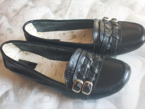 Zapatos De Cuero Color Negros / Talla 36 Para Dama