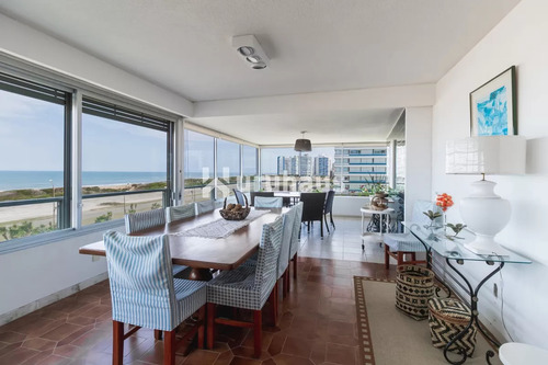 Alquiler Apartamento Tres Dormitorios Punta Del Este Edificio Tiburon I