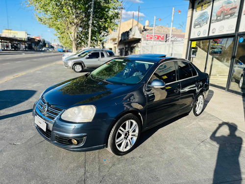 Volkswagen Vento 2.5 Luxury 170cv