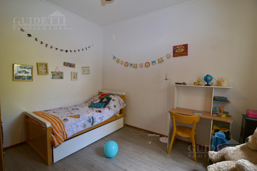 Departamento 3 Ambientes Con Terraza En Llavallol Al 4100