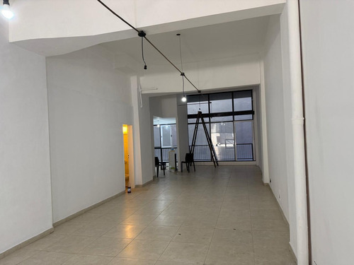 Local En Alquiler En Microcentro