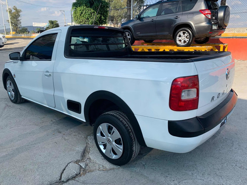 Imagen 10 de 15 de Volkswagen Saveiro 1.6 Starline Ac Mt 2016