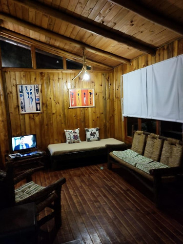 Rebajada Linda Parcela Con 2 Cabañas En Pinares De Algarrobo