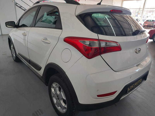 Imagem 12 de 14 de Hyundai Hb20x 16a Fe Dia 2014