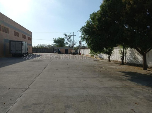 Imagen 4 de 9 de Rentahouse Concepto 0414-412.8424 / 21-26687