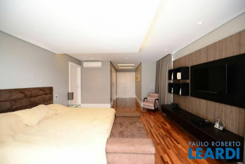 Imagem 4 de 14 de Casa Em Condomínio - Tamboré - Sp - 540818