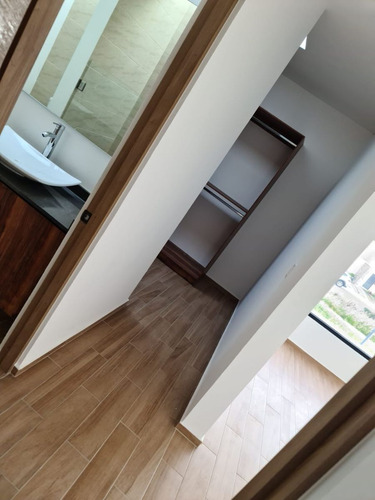 Se Vende Casa En Cañadas Del Arroyo, 4ta Recamara En Pb, Jardín, Doble Altura !