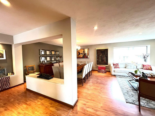 Linda Y Funcional Casa En Venta En Hacienda De La Ronda, En Hac. De Las Palmas