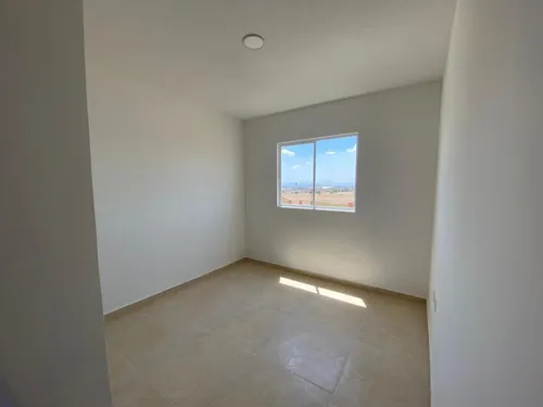 Venta De Casa En Pachuca. Fraccionamiento Con Alberca, 3 Habitaciones, 2 Niveles Y 2 Cajones De Estacionamientos