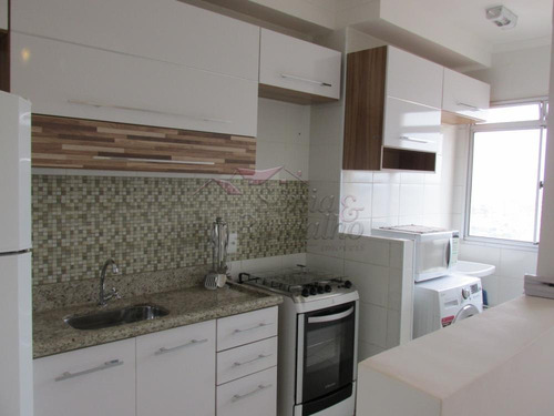 Apartamentos - Ref: V1981