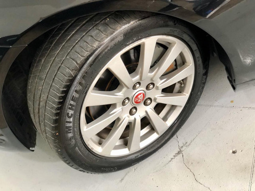 Jaguar Xe 2.0 Si4 16v Turbo Gasolina Pure 4p