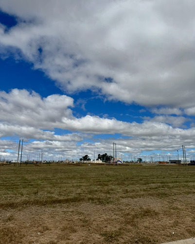 Lote En Venta - Abras De Manantiales - 373 Metros Cuadrados - Gg