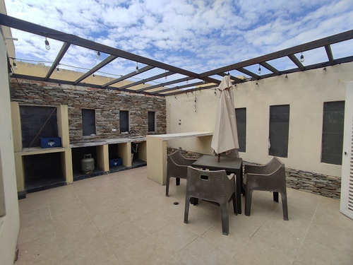 Imagen 16 de 24 de Gabriela Giron Vende Apartamento En Naguangua, Res. Mirabella Ata-908