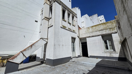 Se Vende Boliche Bailable 920mt2 Con 20 Habitaciones Privadas, Zona Centro, Mar Del Plata.